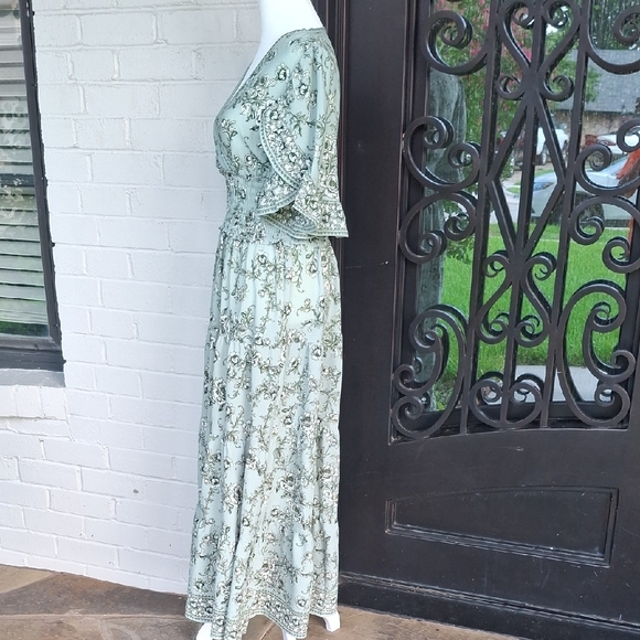 Max Studio Green and White Flutter Sleeve Sundress - Picture 2 of 10